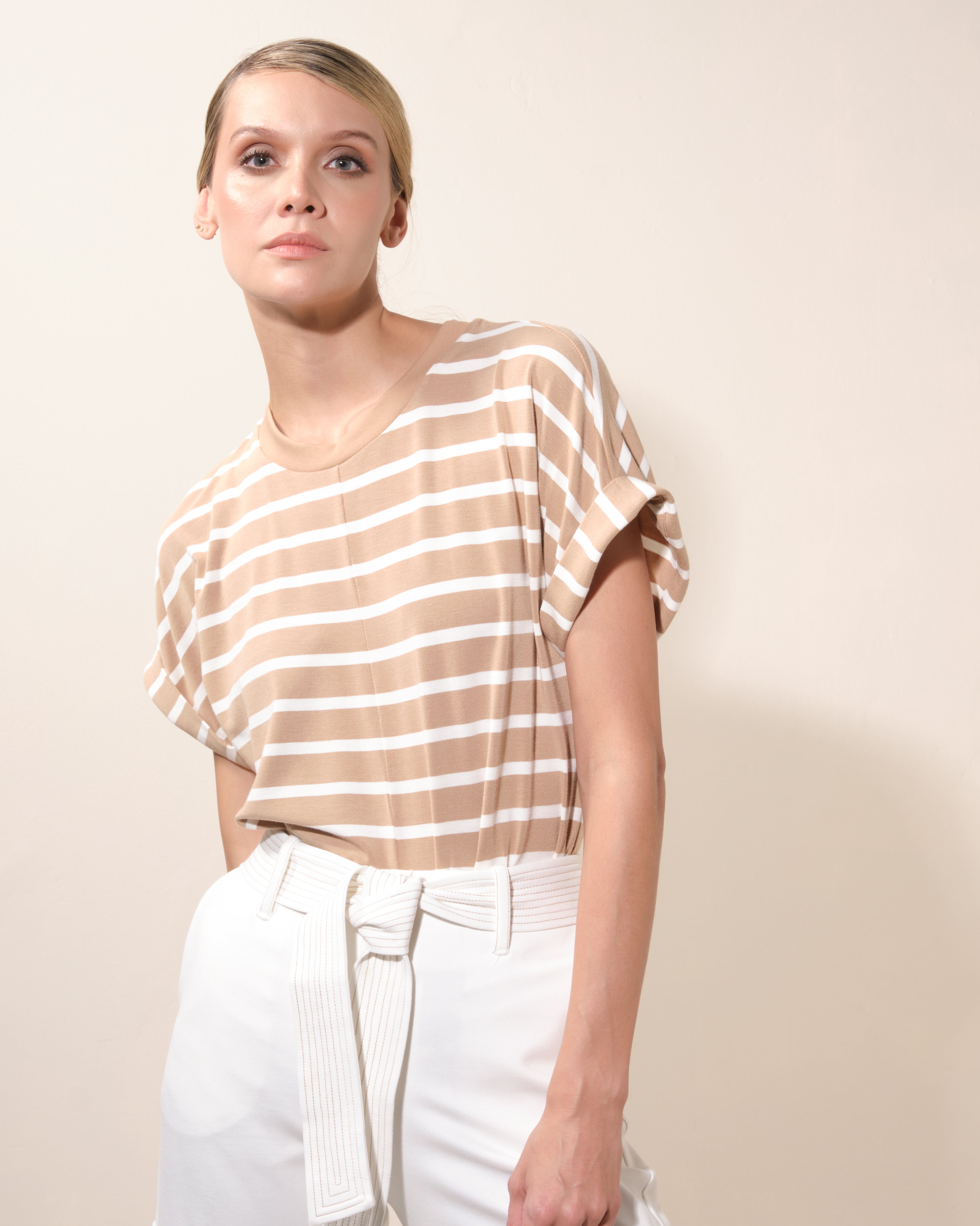 Camiseta Corinne Rayas Beige